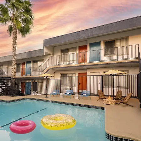 The Sojourn Los Angeles - Sherman Oaks-3
